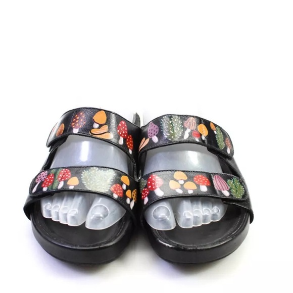 Alepel Mushroom Black Sandal, Black, Size 6, Preowned/EUC, Hand Painted - Picture 4 of 9